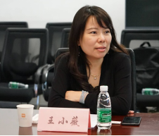 小米公司高级副总裁祁燕女士和HRVP王小薇女士发言