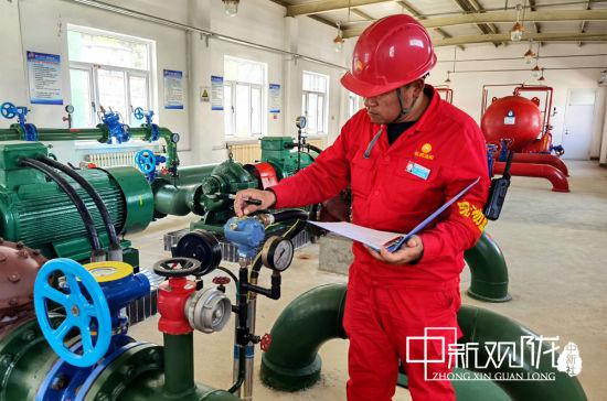 长庆采油二厂以学习教育推进工作发展,用工作成效检验学习成果。