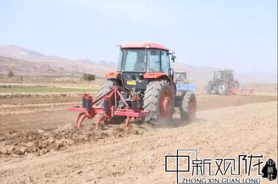 李敬瑞 摄
