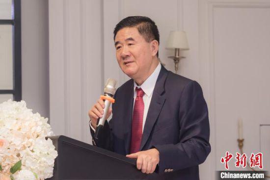图为香港甘肃联谊会创会会长、香港东庆集团董事局主席赵东平。受访者供图