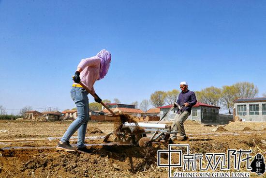 图为崆峒区寨河乡闫湾村旱作农业区域。王亮亮 摄