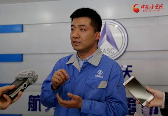 张继永在接受记者采访