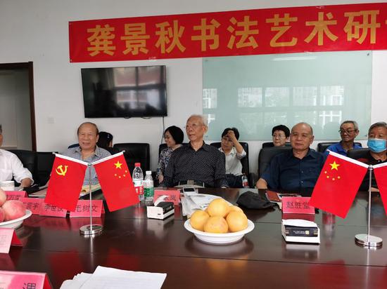王太岚中将(中)、赵胜堂少将(右)、黄万荣少将(左)