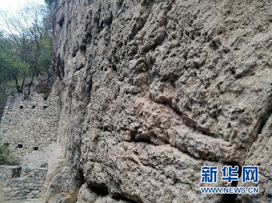 腊子口战役遗址。新华网发 (宋燕 摄)