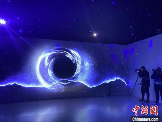 图为多维度沉浸式体验展厅现场图。 高康迪 摄