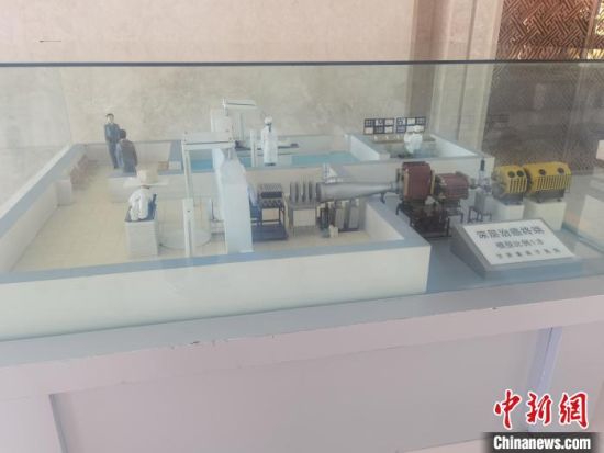 图为1:8的武威重离子医院深层治癌终端模型。 崔琳 摄