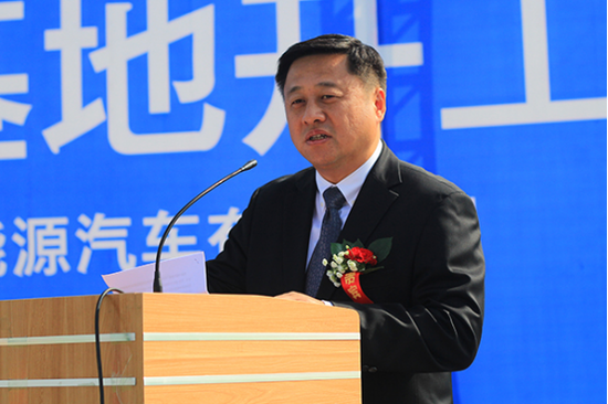 帝亚一维创始合伙人总裁 何坤