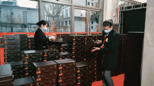 客服管家精心筹备1100份钥匙箱