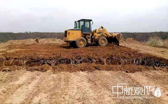 图为5500头生猪养殖基地施工现场。