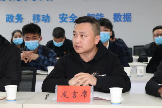 陇南都市文化传媒有限公司负责人张刘红发言