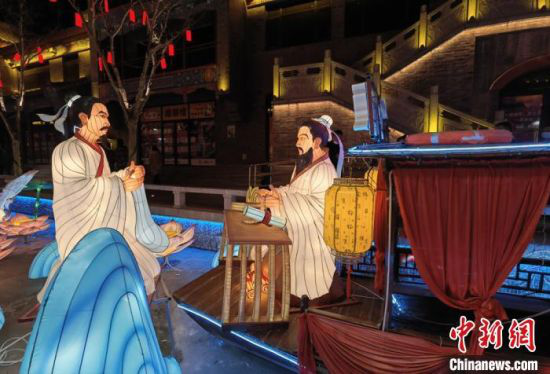 图为展出历史人物场景。 刘玉桃 摄