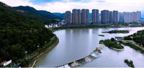 这是入选2020年度世界灌溉工程遗产名录的天宝陂(6月9日摄)。新华社发(中国国家灌排委员会供图)