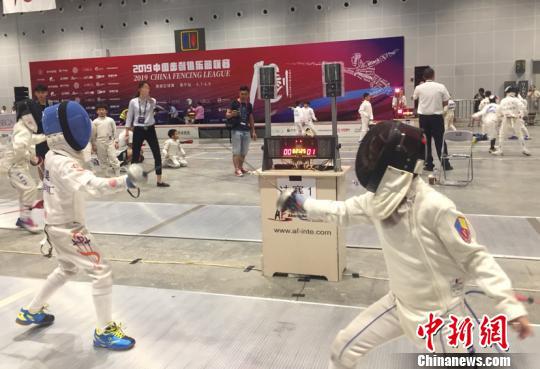 图为比赛现场。 黄令妍 摄
