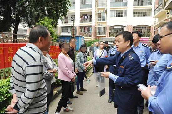 对涉传人员进行现场核查。.jpg