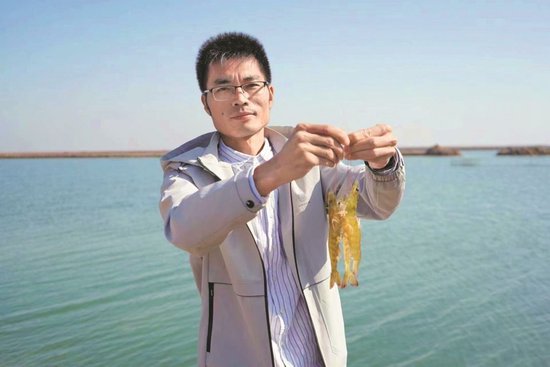  广东省湛江市国家863计划项目海水养殖种子工程南方基地水产种苗与养殖研究所所长陈奕彬