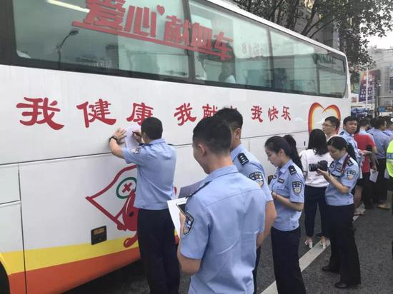 最新通报!南宁发生严重车祸致4死19伤 事故细节曝光