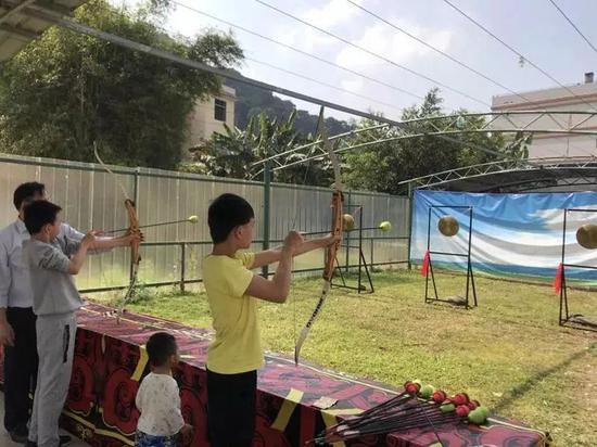 射铜锣