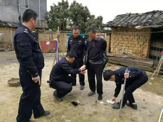 兴业县人口_兴业法院参会人员-玉林市中院执行局局长张斌(2)