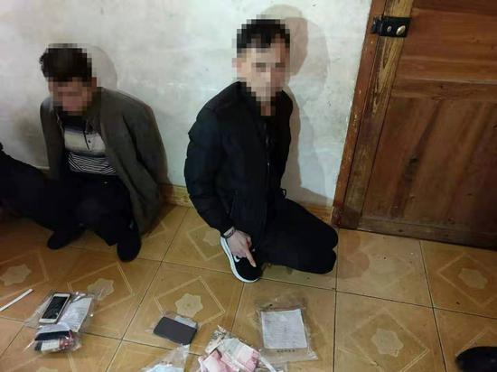 多行不义必自毙 兴业县多名毒贩被刑事拘留