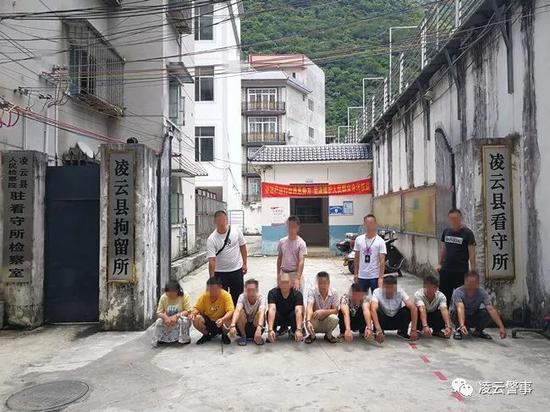 百色各地人口_百色学院澄碧校区(3)