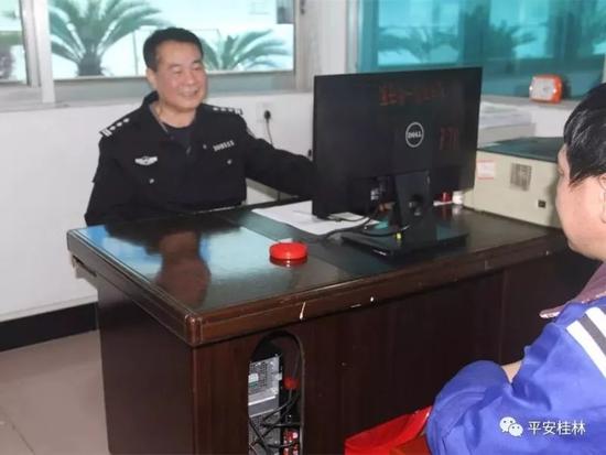 春风化物,管教民警经常会与在押人员谈世界观、人生观、价值观(往期配图)