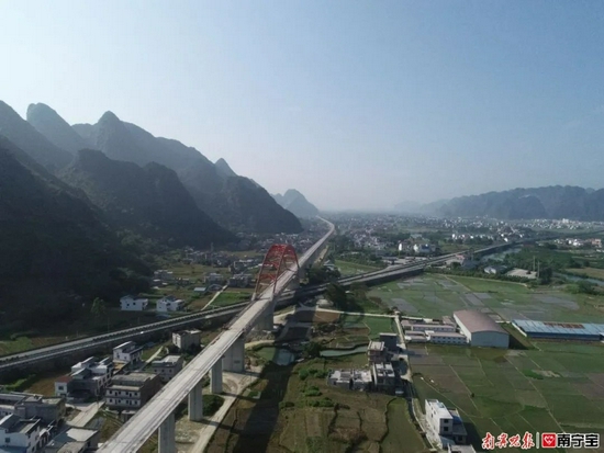 ��������ĳν�˫���ش��ţ������������ֹ̾�ͼ��