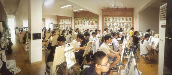 2014年广西艺术学院校考光荣榜