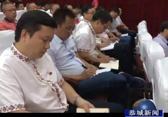 瑶上人口_华丽花瑶的奇幻冒险 搜