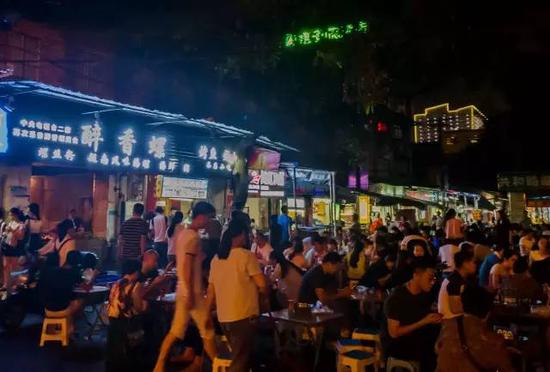 在南宁有一种夜生活叫中山路!最全中山路夜宵