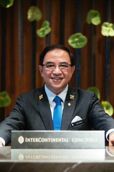 悉心随侍 使命必达 洲际酒店及度假村传奇礼宾