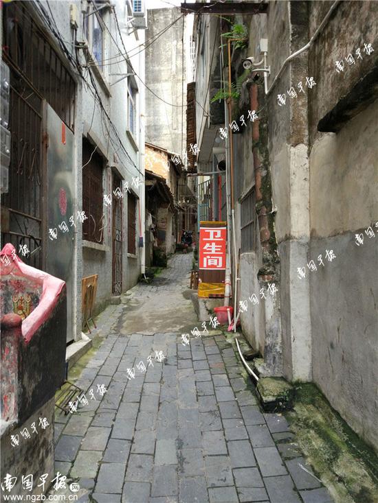 ▲位于北海老街金鱼巷的收费卫生间。
