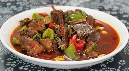 壮牛旅游:凤凰古城特色美食小吃攻略