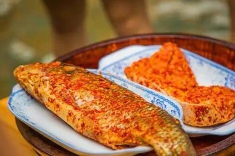 壮牛旅游:凤凰古城特色美食小吃攻略