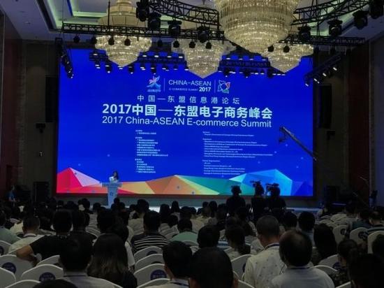 打开网易新闻 查看更多精彩图片