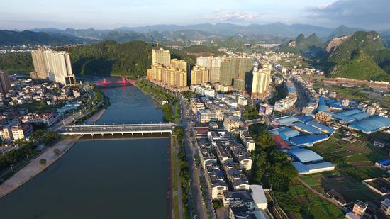 河南鄢陵县总人口2018_在鄢陵花博园 可以遇见中国最美的风景(3)