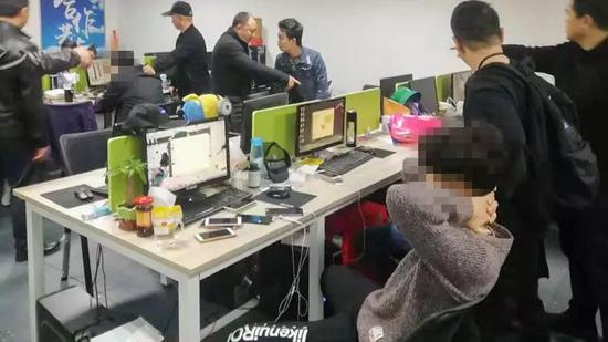 警方查获的犯罪窝点。南岸警方 供图