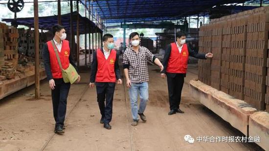 广西农村地区的GDP_2020广西gdp表增减图(2)