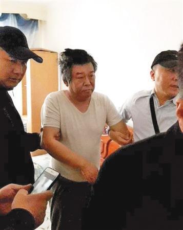 程鹏被抓获现场。图/中央纪委国家监委网站