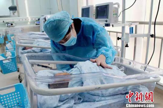 资料图 某医院妇产科内 图文无关 芊烨 摄