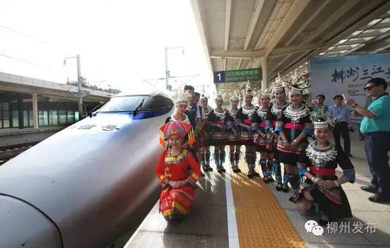 南宁铁路招聘_2016广西南宁铁路局招聘高校毕业生103人公告