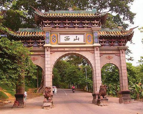 分享到 第四批广西特色旅游名县名单出来了,恭喜贵港市桂平市,贺州