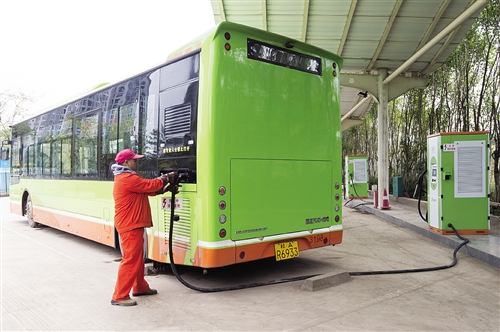 好消息!南宁公交场站充电桩年内全面向市民开