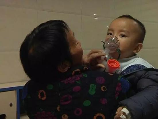 儿童呼吸疾病高发!网传雾化疗法危害大 是真的