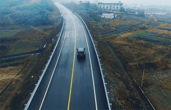 这些高速公路不但方便民众出行
