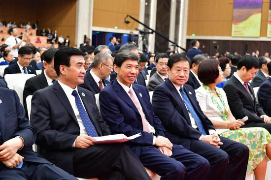 陈飞虎总经理参加开幕式