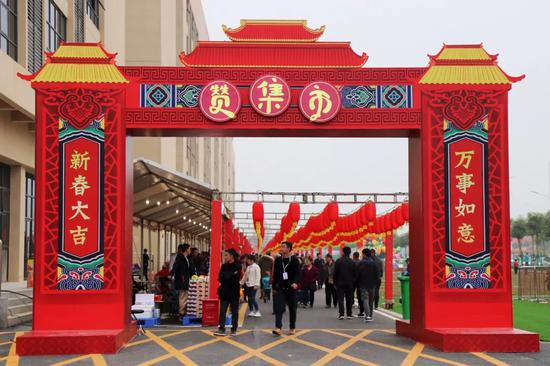 花灯、年货、美食！南宁东站农批 一站式让你配齐了