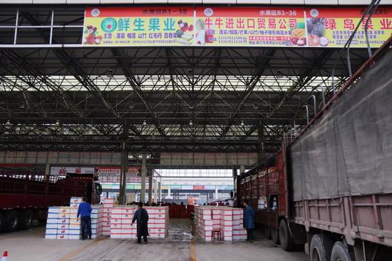 花灯、年货、美食！南宁东站农批 一站式让你配齐了