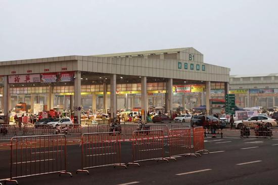 花灯、年货、美食！南宁东站农批 一站式让你配齐了