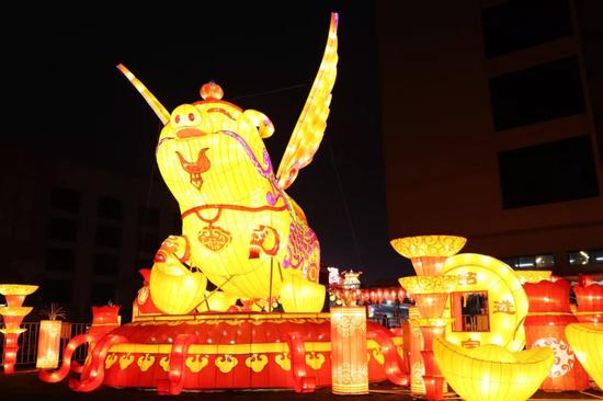 花灯、年货、美食！南宁东站农批 一站式让你配齐了