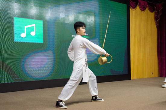 现场学员茶艺表演